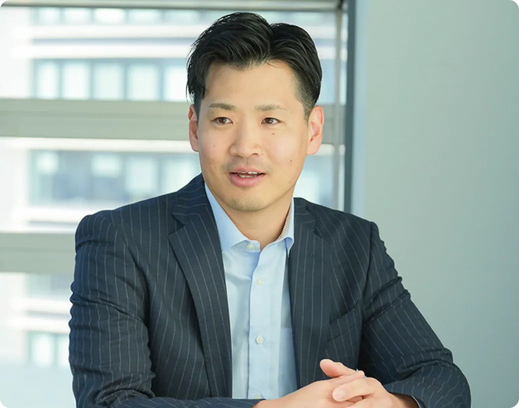 「売る」を超え、
自らを変革し続けて業界の未来を創る