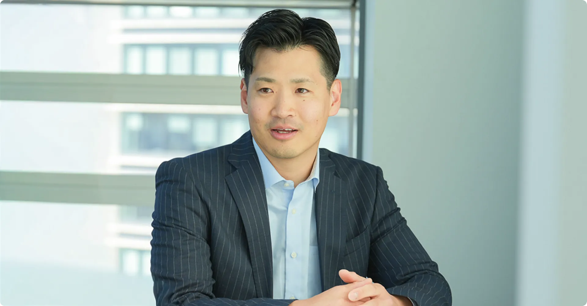 「売る」を超え、
自らを変革し続けて業界の未来を創る